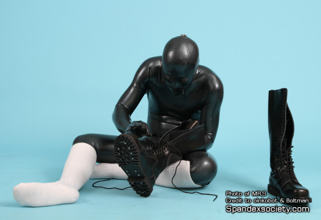 rubberboywithboots03.jpg